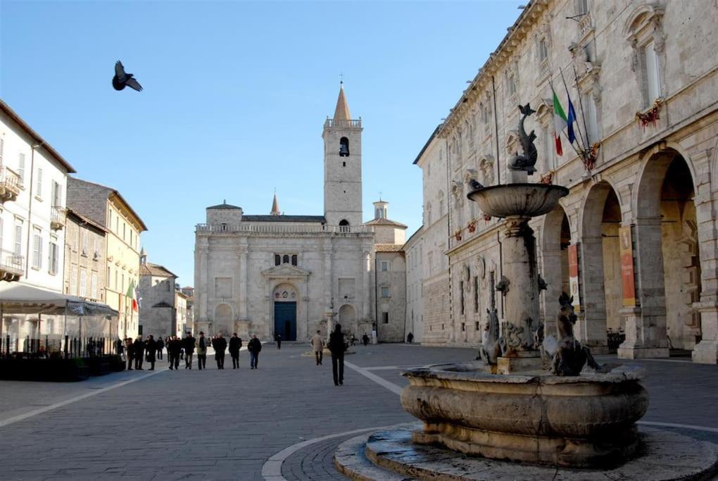 Charme In Centro With Private Parking Daire Ascoli Piceno Dış mekan fotoğraf