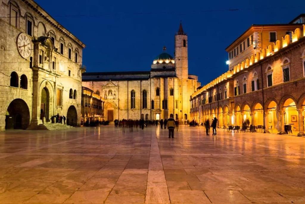Charme In Centro With Private Parking Daire Ascoli Piceno Dış mekan fotoğraf