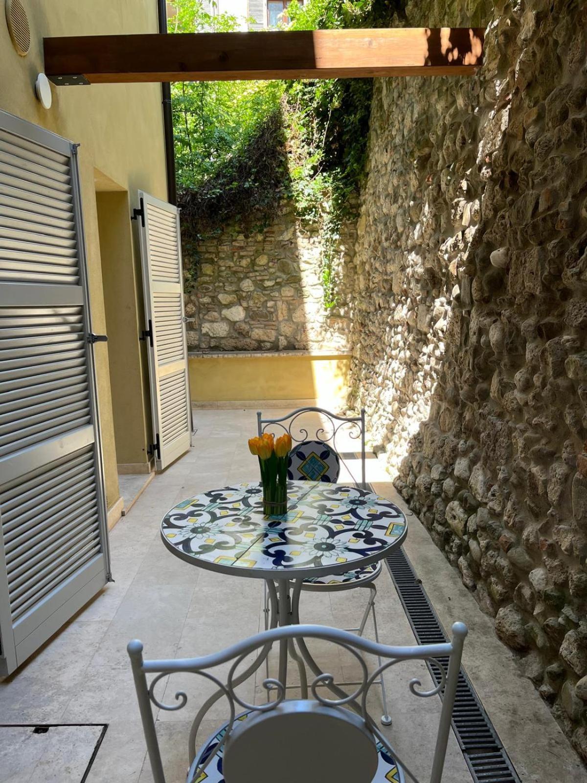 Charme In Centro With Private Parking Daire Ascoli Piceno Dış mekan fotoğraf